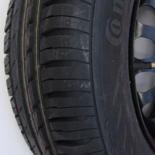 BRAND NEW – Vauxhall Corsa 15 Inch Wheel & Continental Tyre (185 / 70 R14 88T)