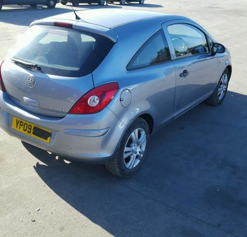 Vauxhall Corsa D 3 Door - Drivers Door - Lightning Silver Z163
