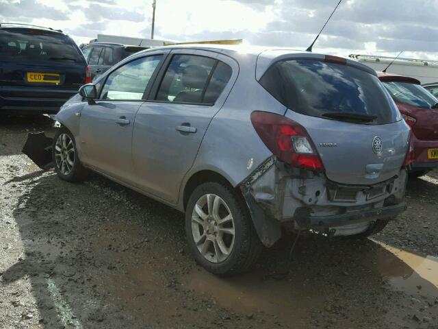 BREAKING - 2010 VAUXHALL CORSA SXI 1.4 PETROL LIGHTNING SILVER Z163 - Image 5