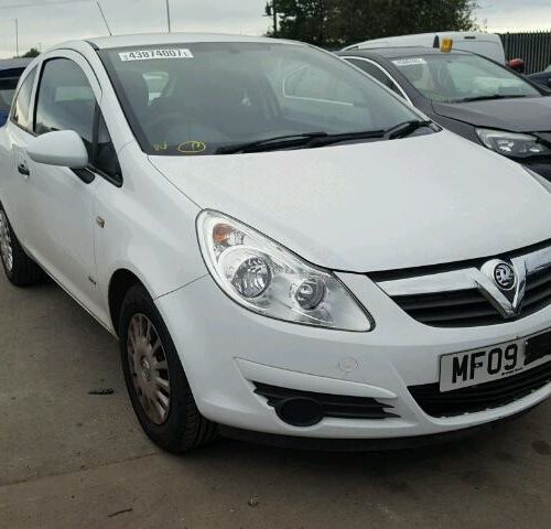 BREAKING - 2009 VAUXHALL CORSA LIFE 1.0 PETROL GLACIER WHITE COLOUR CODE - Z474
