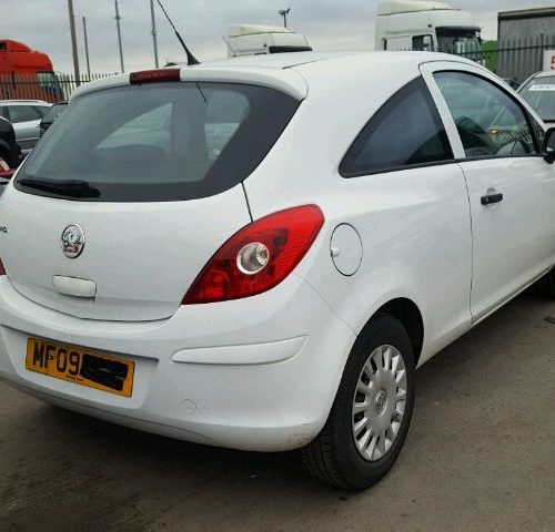 BREAKING - 2009 VAUXHALL CORSA LIFE 1.0 PETROL GLACIER WHITE COLOUR CODE - Z474