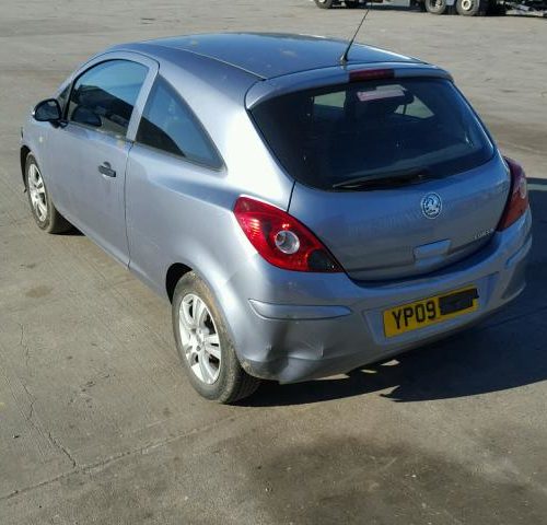 Vauxhall Corsa D 3 Door - Passengers Door - Lightning Silver Z163