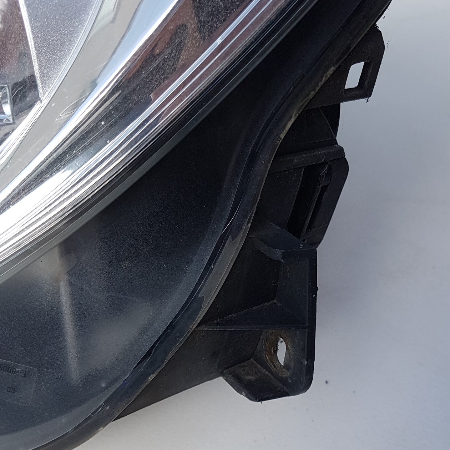 Vauxhall Corsa D - Pre-facelift Passengers Side Headlight / Headlamp - Chrome - 13186383 - Image 2