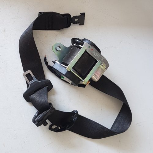 Vauxhall Astra J 2010-2015 Driver Side O/S Right Front Seat Belt Assembly 617023500