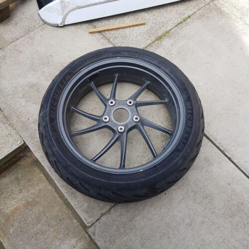 Genuine BMW R1200R R1200RS R1250R R1250RS LC K53 K54 Rear Wheel Rim 17 & Tyre 8530614