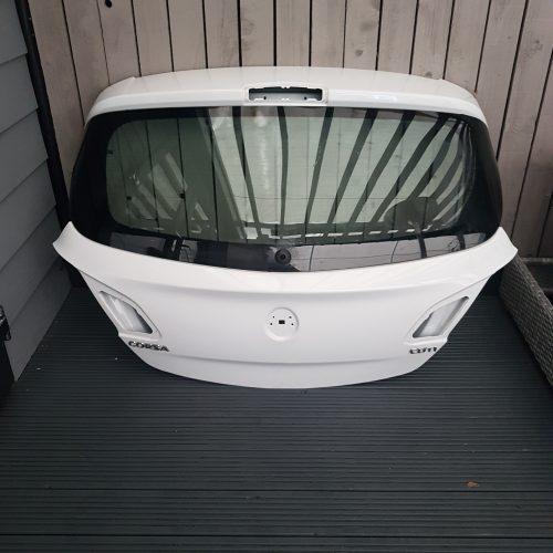 2017 VAUXHALL CORSA E 5 DOOR TAILGATE OLYMPIC SUMMIT WHITE GAZ Z40R MINT CONDITION