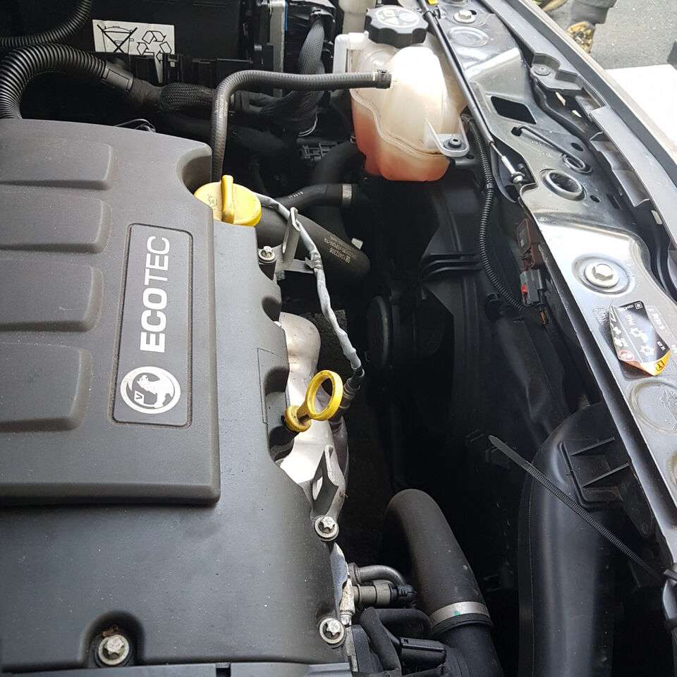 2014 VAUXHALL CORSA D 1.4 SE PETROL A14XER BARE ENGINE - Image 3