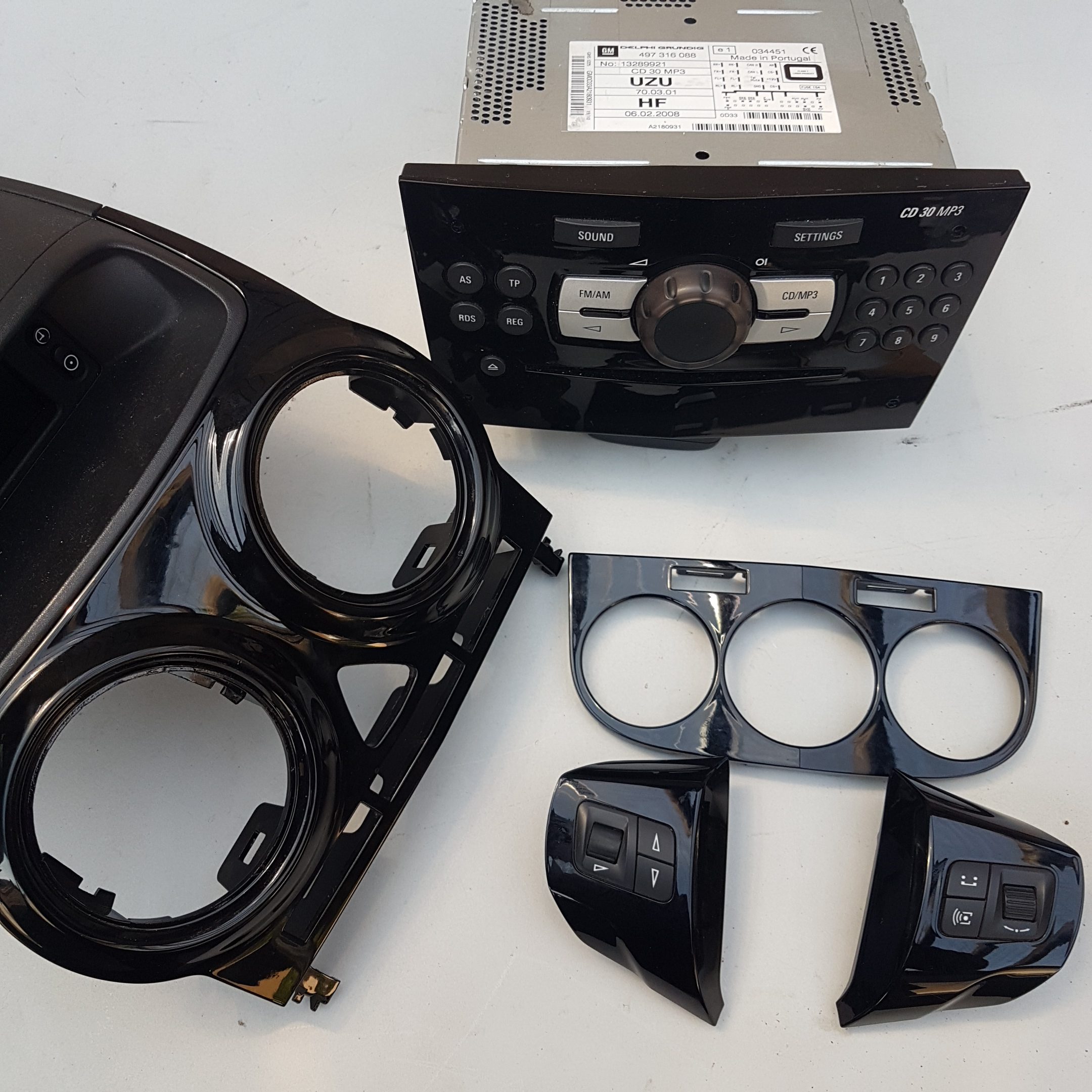 2006-2015 Vauxhall Opel Corsa D Piano Black Dash Trim Set - Heated Seat Version (6 Buttons) - Image 8