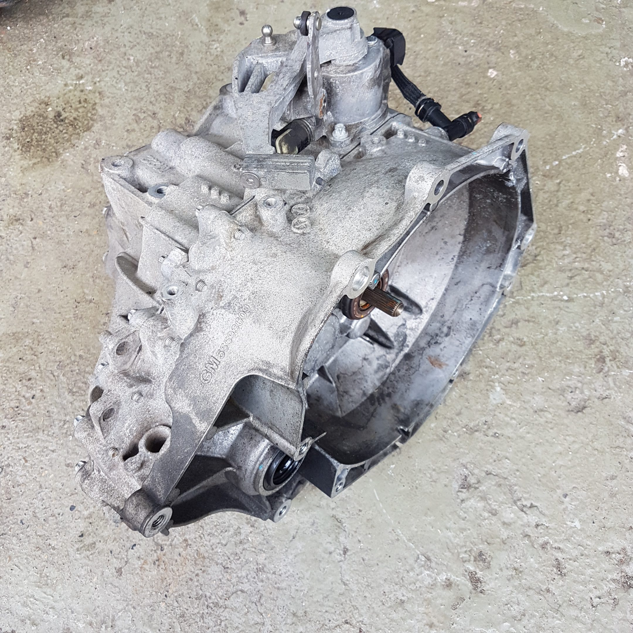 2016 VAUXHALL CORSA E 1.0 TURBO PETROL B10XFL 6 SPEED MANUAL M22 GEARBOX 55575796 - 55593609 - 55490140 - Image 3