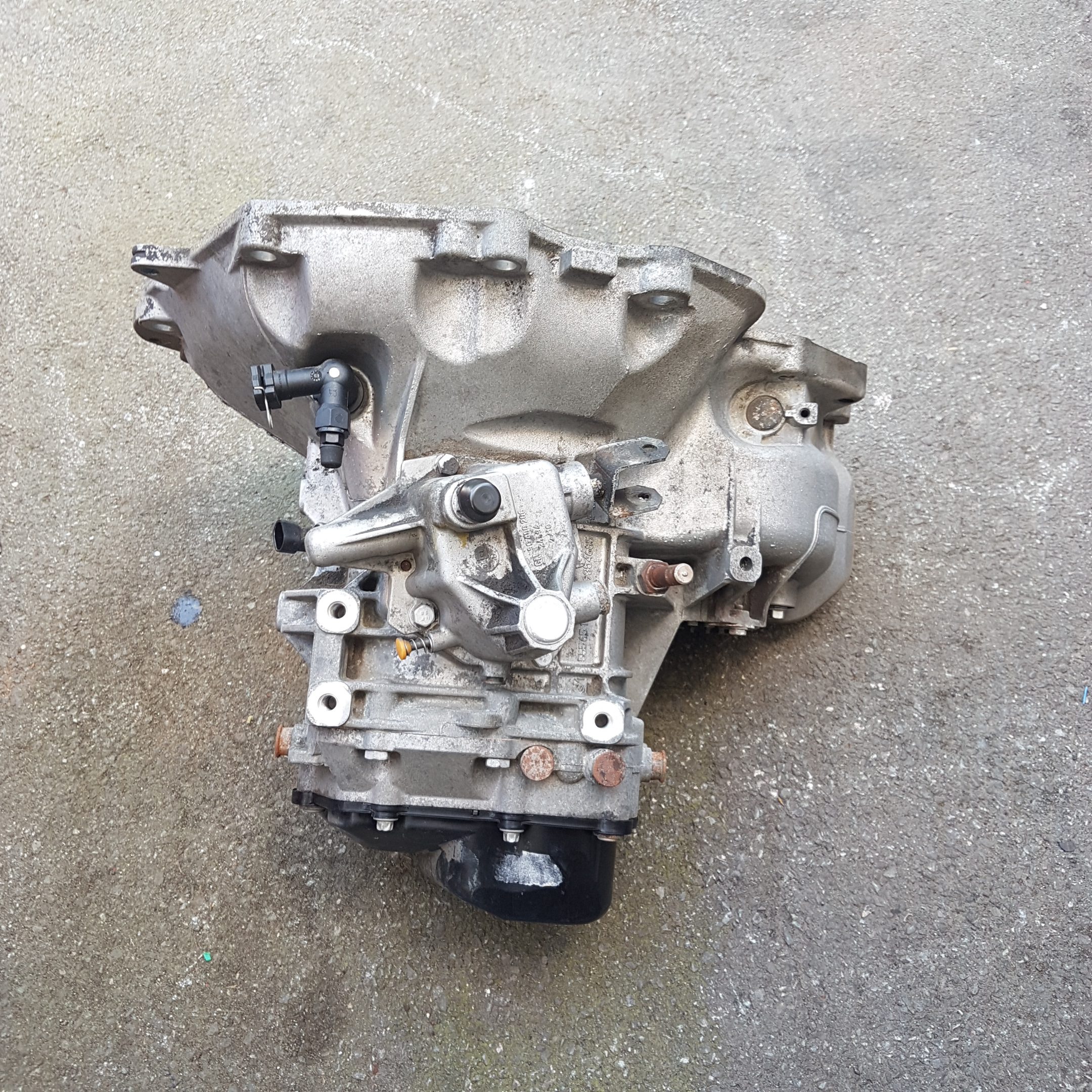 2016 VAUXHALL CORSA E 1.2 1.4 PETROL 5 SPEED MANUAL GEARBOX 55565177 649354685 90400206 - Image 4